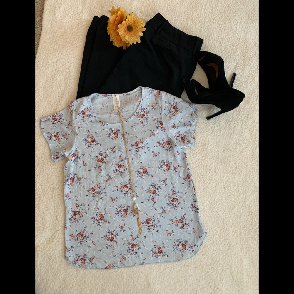 Plus Size, Women Size Short Sleeve, U-Neck.
